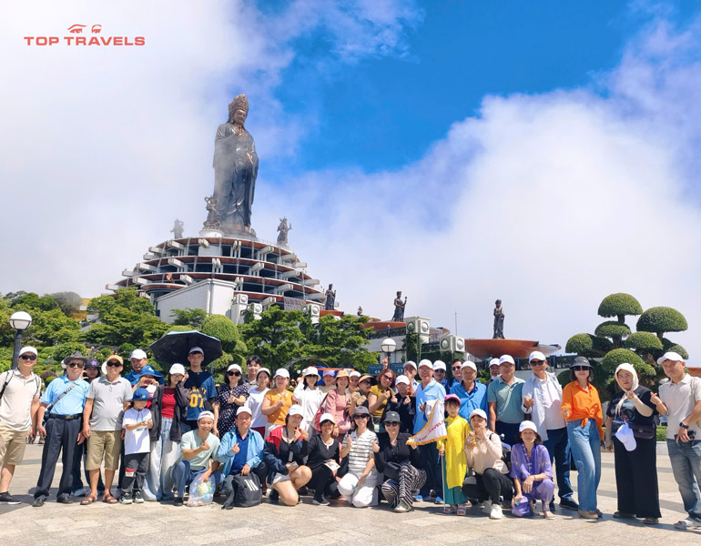 Tour Núi Bà Đen Tây Ninh 1 Ngày | Bao gồm Buffet Trưa 80 món
