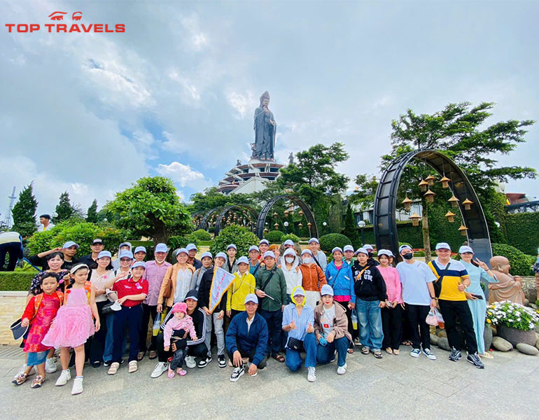 Tour Núi Bà Đen Tây Ninh - Địa đạo Củ Chi 2 Ngày 1 Đêm