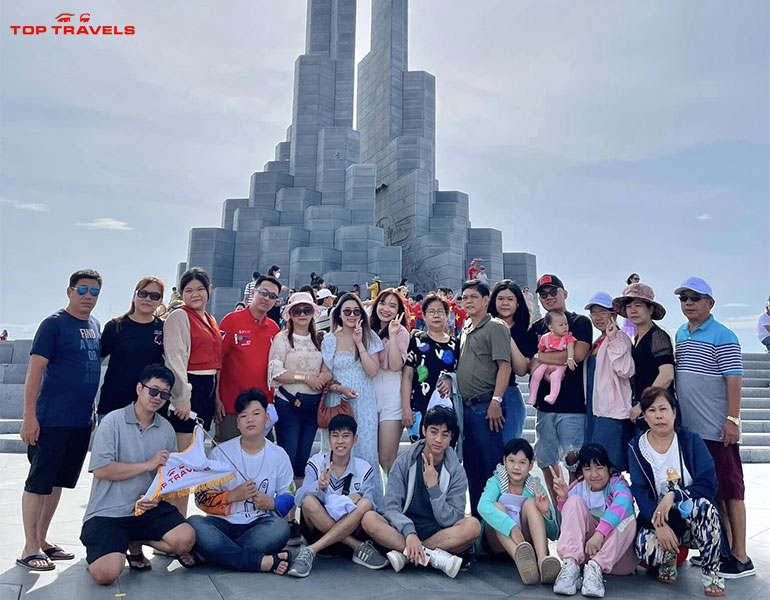 Tour Phú Yên 2N2Đ Đi Máy Bay Về Tàu Hoả - Khách Đoàn