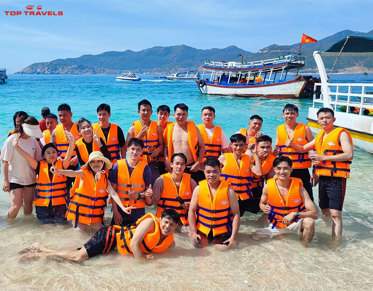 Tour Bình Hưng 2N1Đ Đón Tại Cảng Bãi Kinh - Khách Đoàn