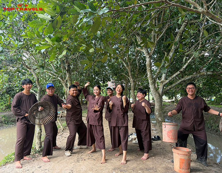 Tour Mỹ Tho 1 Ngày Có Team Building Trọn Gói - Khách Đoàn