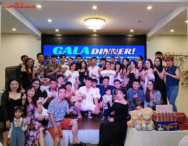 Tour Ninh Chữ Vĩnh Hy 3N2Đ Có Team Building Và Gala Dinner - Khách Đoàn